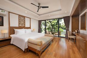 The Ocean Suites