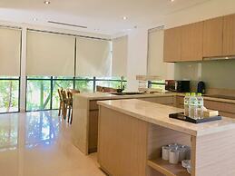 The Ocean Suites