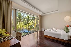 The Ocean Suites