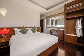 The Ocean Suites