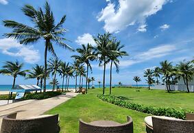 The Ocean Suites