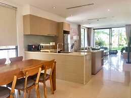 The Ocean Suites