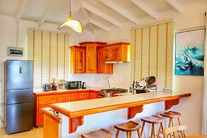 Blue Whale Villa