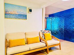 Blue Whale Villa