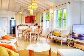 Blue Whale Villa