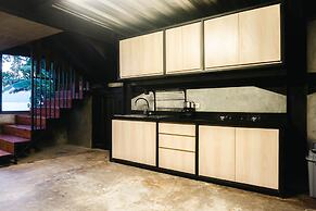 EJ House
