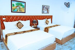 GRAD Queen Hotel 2 - Ha Dong