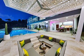 Stylish Sea View Villa 5 Bedrooms -KBR13