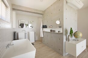 Stylish Sea View Villa 5 Bedrooms -KBR13