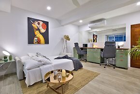 Stylish Sea View Villa 5 Bedrooms -KBR13
