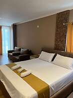Lider Hotel