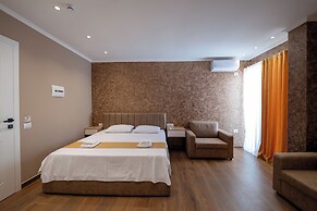 Lider Hotel