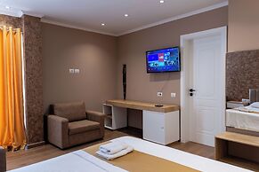 Lider Hotel