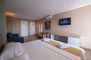 Lider Hotel