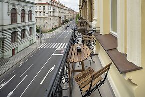 Apart Hotel Zborovska