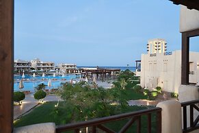 True Beach Resort