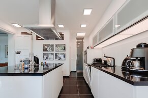 First Wohnen GmbH