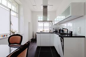 First Wohnen GmbH
