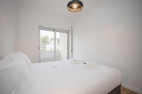 Liiiving - Modern Design Home