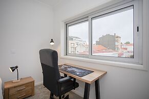 Liiiving - Modern Design Home