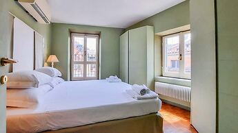 Piazza Venezia Charming Apartment