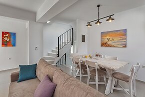 Blue Hills Villas by Estia