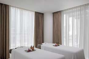 Staybridge Suites Dubai Business Bay by IHG