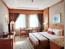 Knight Castle Hotel