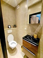 New 2 bedrooms Luxury Flat
