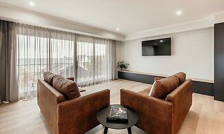 Met Apartments