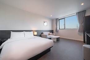 Workers Hotel Daejeon by Anook