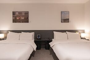 Workers Hotel Daejeon by Anook