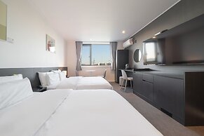 Workers Hotel Daejeon by Anook