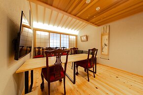 KYOTO ZEN HOUSE