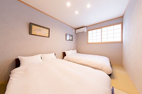 KYOTO ZEN HOUSE