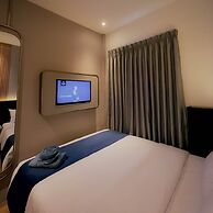 Qube Hotel by 98hospitality