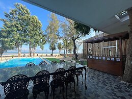 Chang Phueak Chao Samran Beach