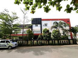 Hotel O Wisma Syariah Lahundape