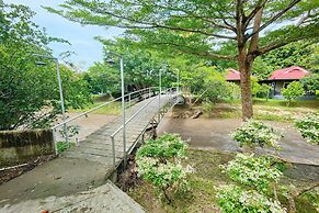 The Creek Resort