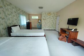 The Creek Resort