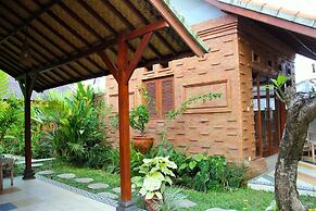 Buruan Sari Villas