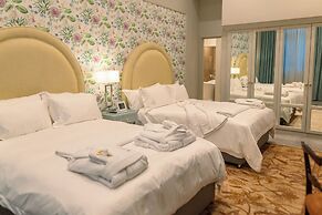 The Monarch Hotel