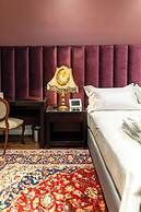 The Monarch Hotel