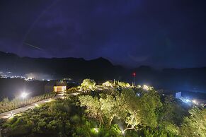 ARTOTEL Cabin Bromo