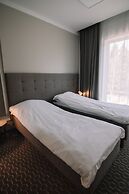 Merepargi ApartHotel & Cafe
