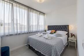 Carmen - 2 Bedroom Apartment - Downtown