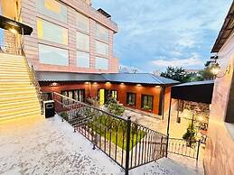 Aspar Boutique Hotel