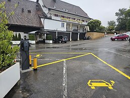 Apart-Hôtel Pont-de-Thielle