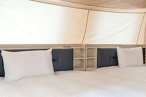 L.M.S B&B GLAMPING