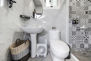 L.M.S B&B GLAMPING